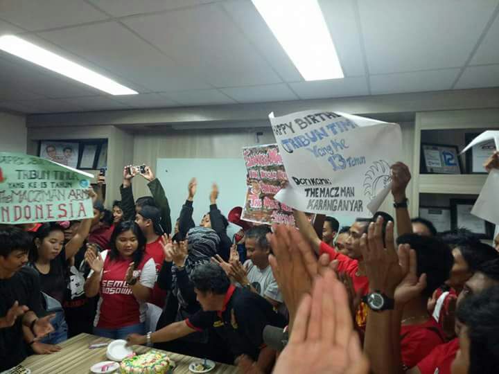 The Macz Man di Ultah Tribun Timur