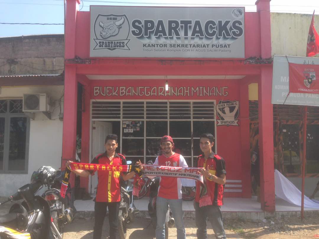 Keramahan Warga Padang dan Cara Memandang Tamu